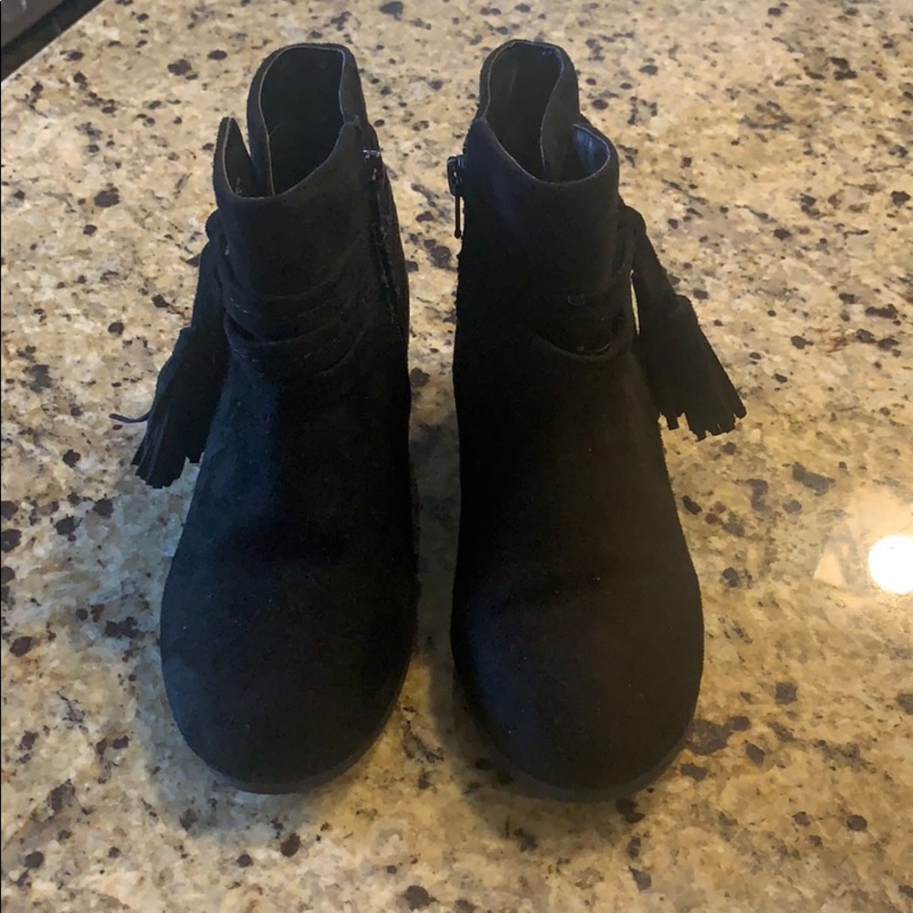 Girls black faux suede booties